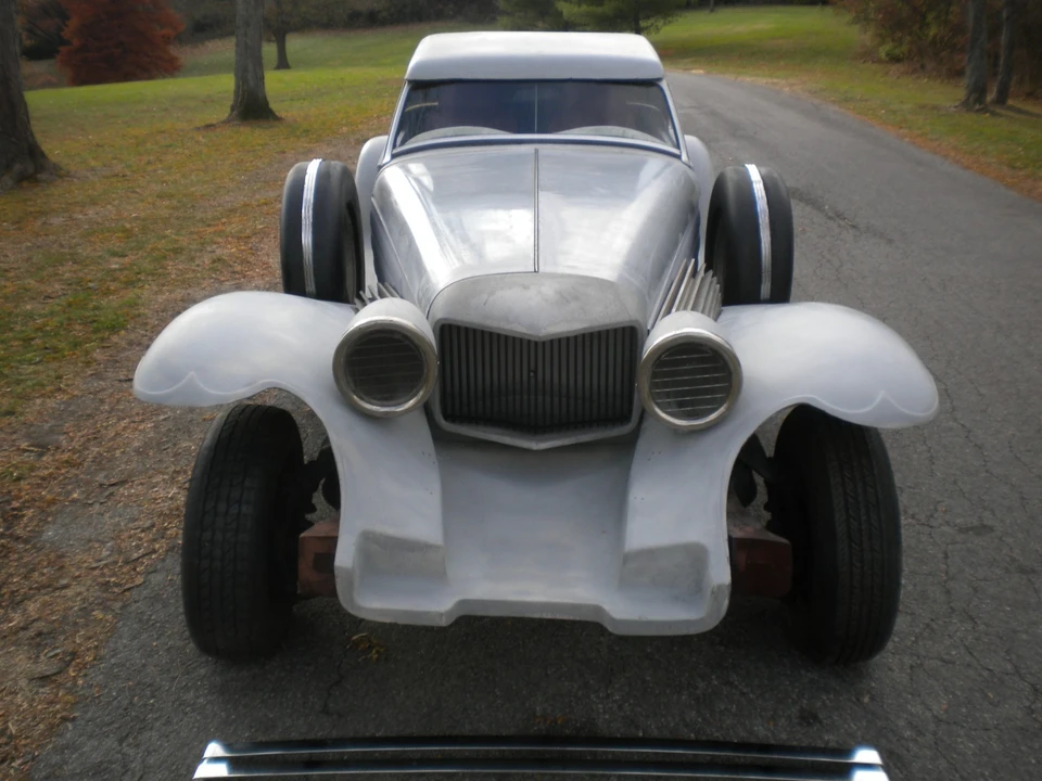 1981 Excalibur - Image 2 of 21