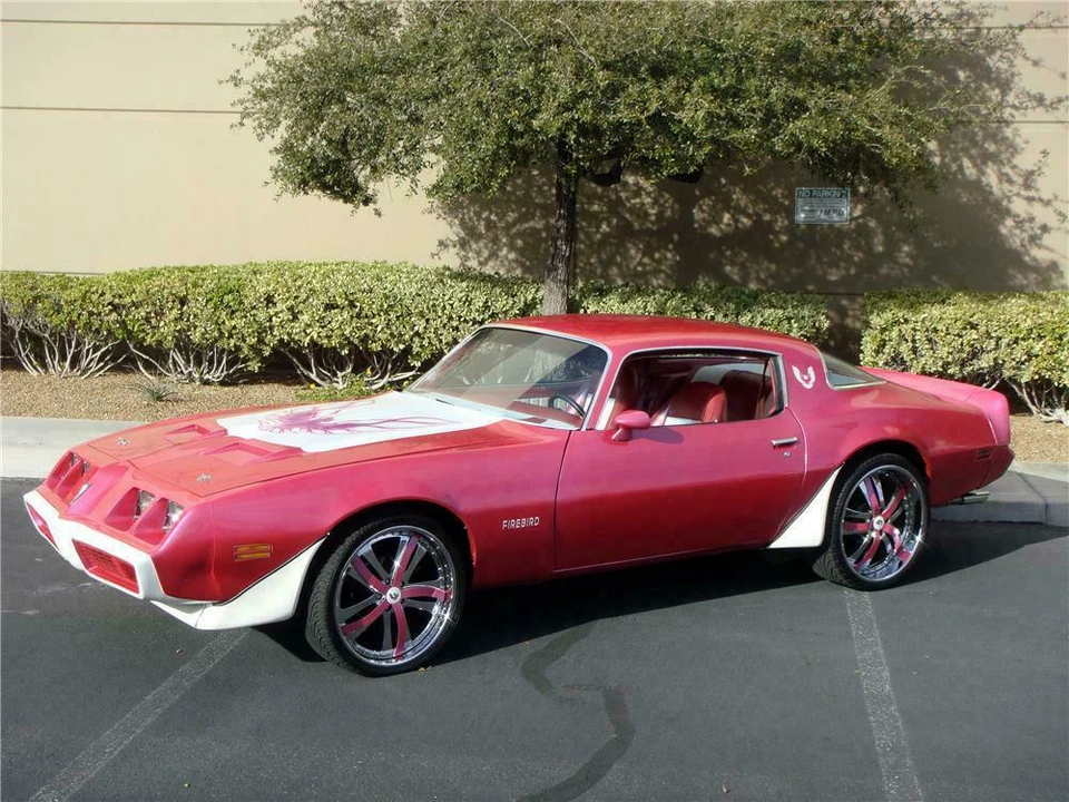 1981 Pontiac Firebird 2nd Gen - Image 2 of 4