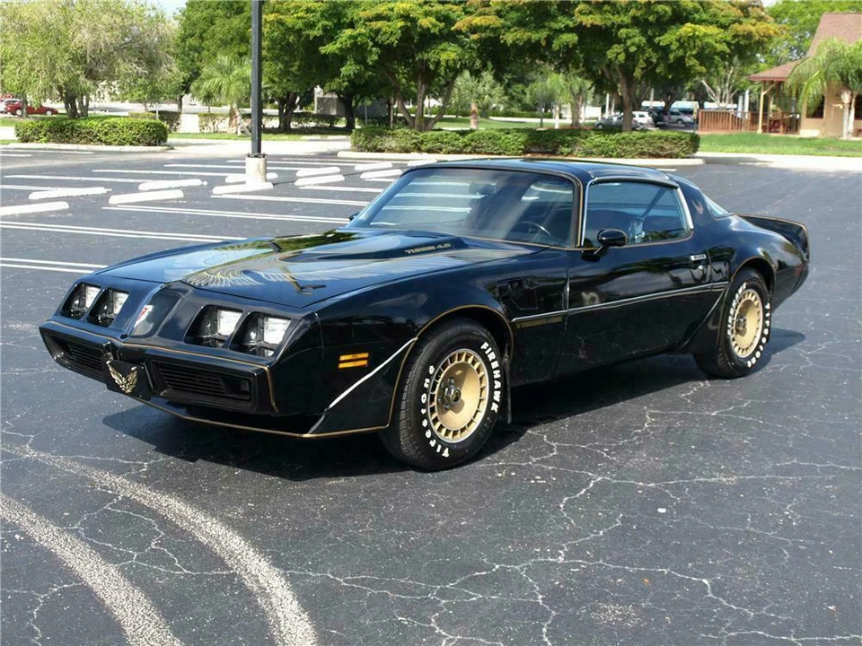 1981 Pontiac Firebird Trans Am 2nd Gen - Image 2 of 4