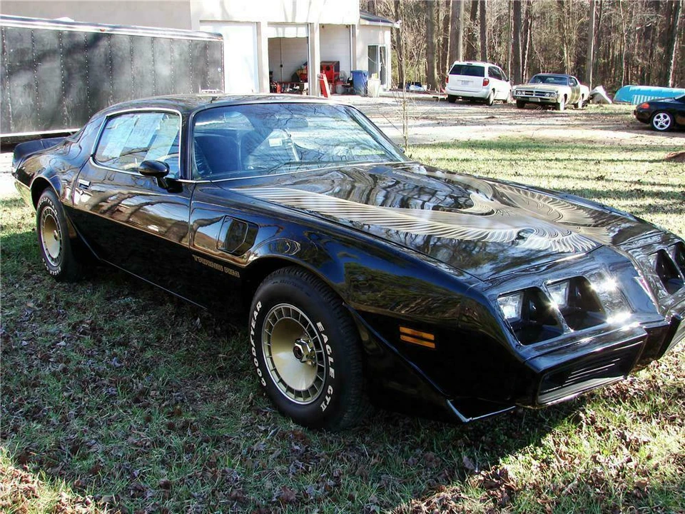 1981 Pontiac Firebird Trans Am 2nd Gen - Image 2 of 4