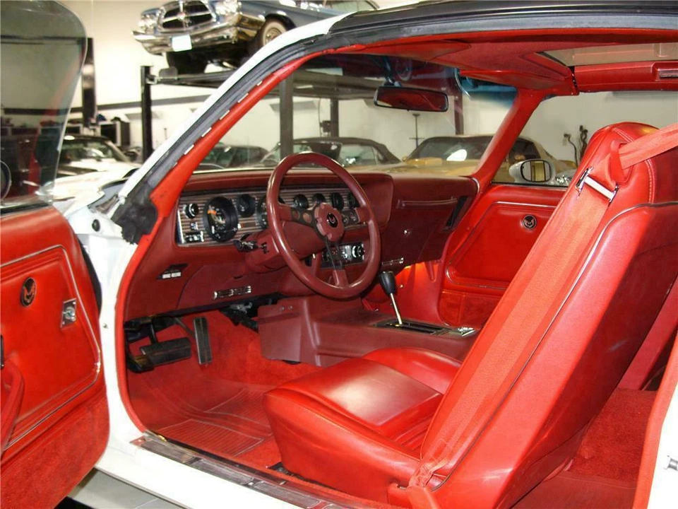 1981 Pontiac Firebird Trans Am 2nd Gen - Image 4 of 5