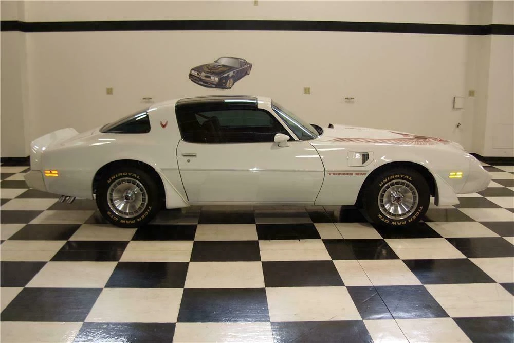 1981 Pontiac Firebird Trans Am 2nd Gen - Image 5 of 5