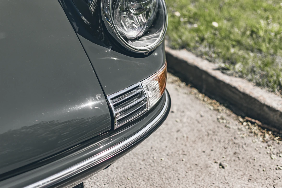 1986 Porsche 911 Carrera 3.2 - Image 13 of 31