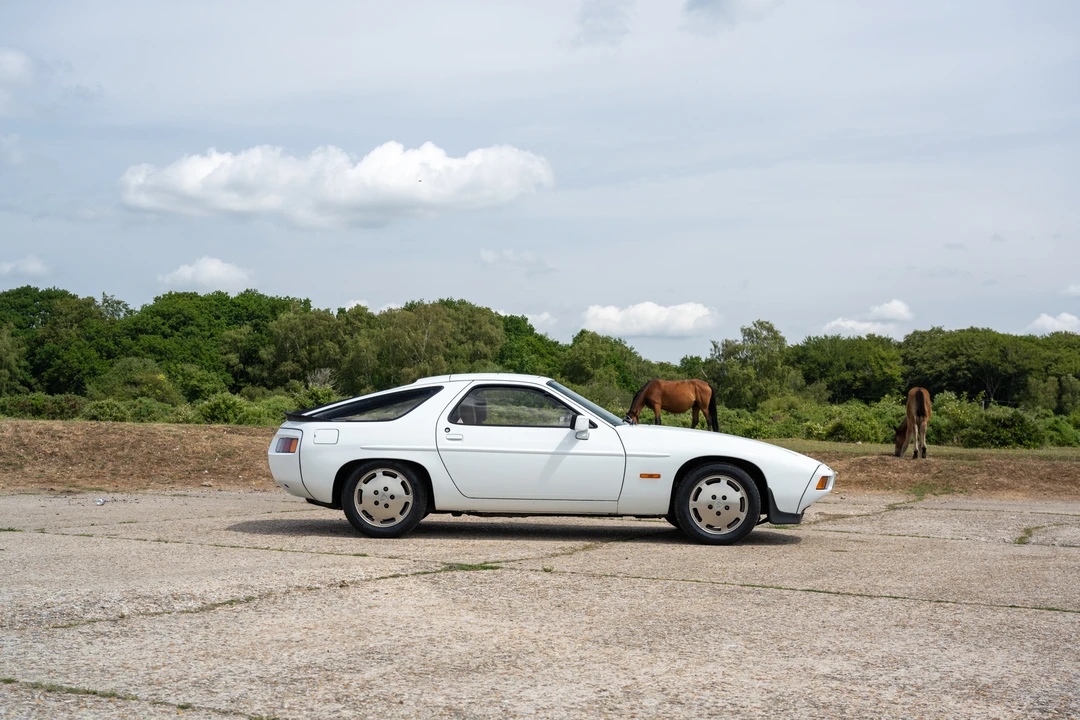 1981 Porsche 928 S - Image 9 of 31