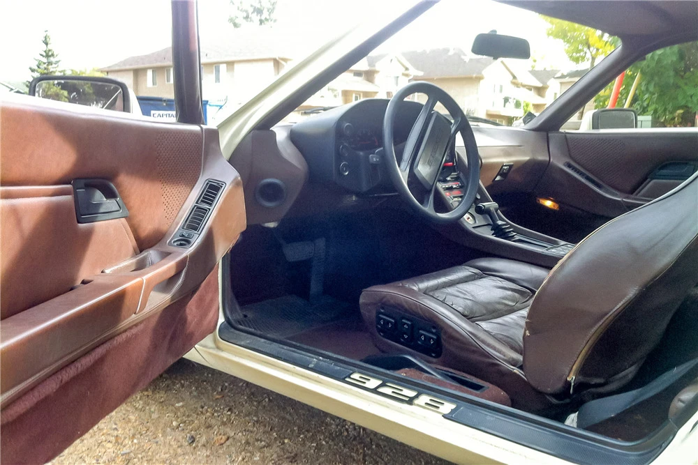 1981 Porsche 928 - Image 4 of 4