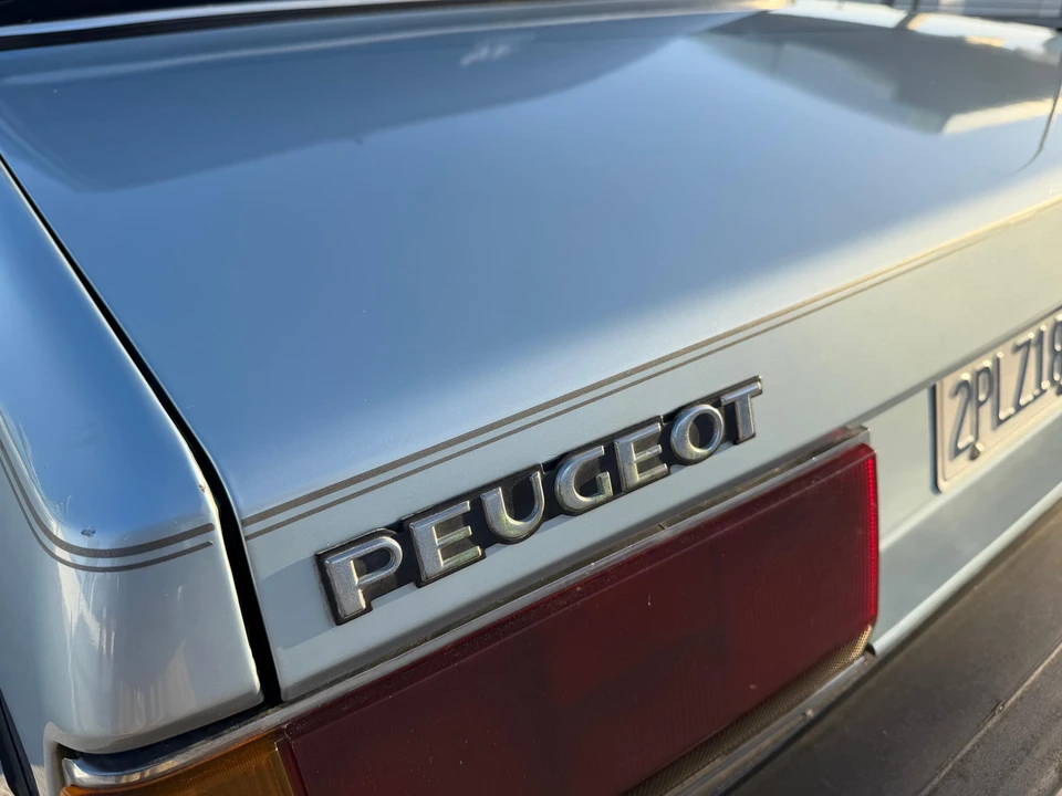 1981 Peugeot 504 - Image 29 of 31