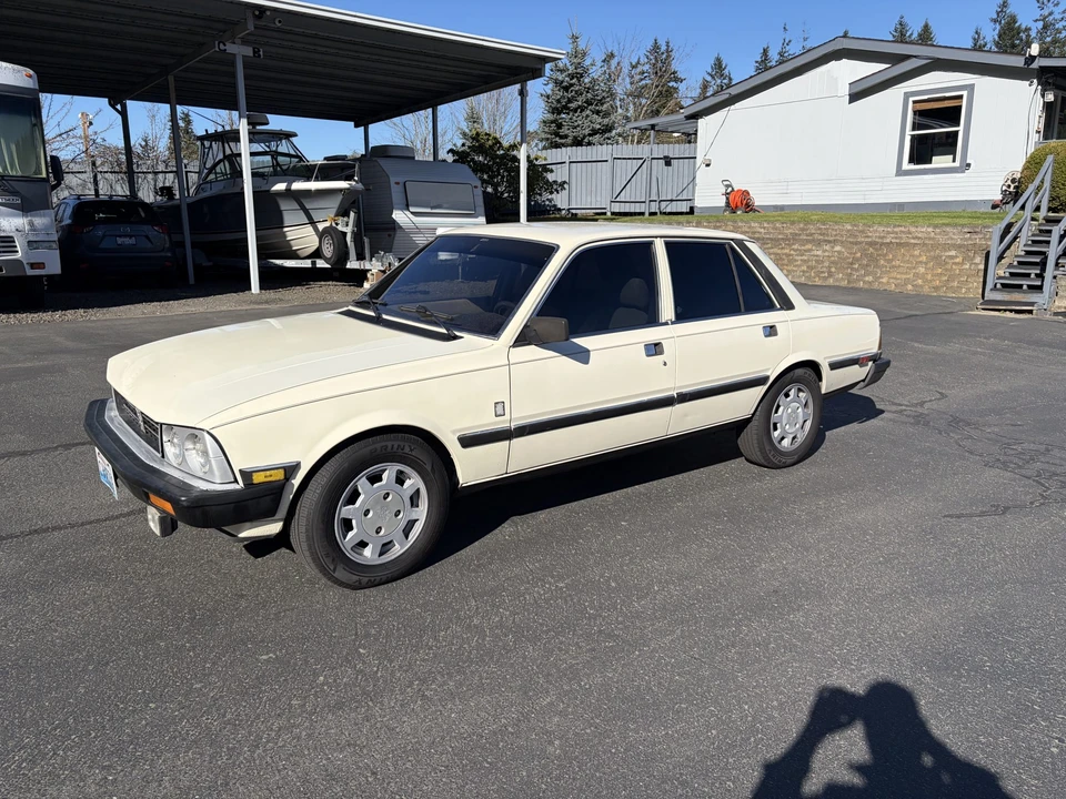 1981 Peugeot - Image 3 of 31