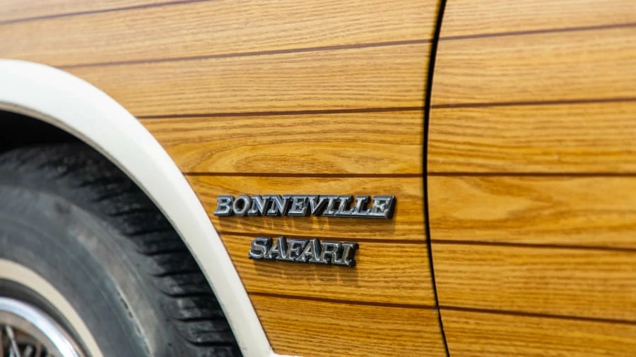 1981 Pontiac Safari - Image 9 of 14