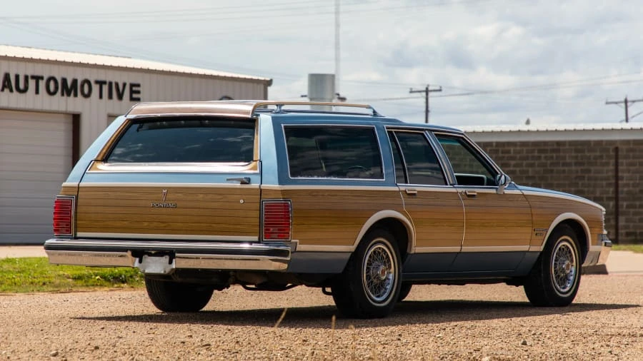 1981 Pontiac Safari - Image 12 of 14