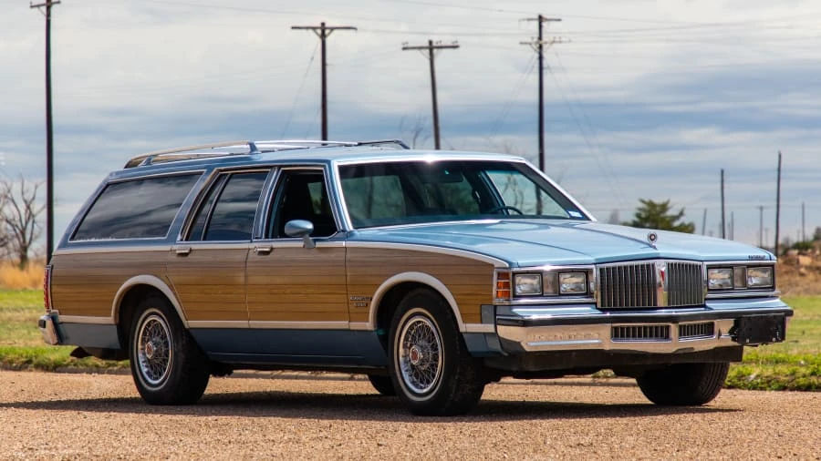 1981 Pontiac Safari - Image 14 of 14