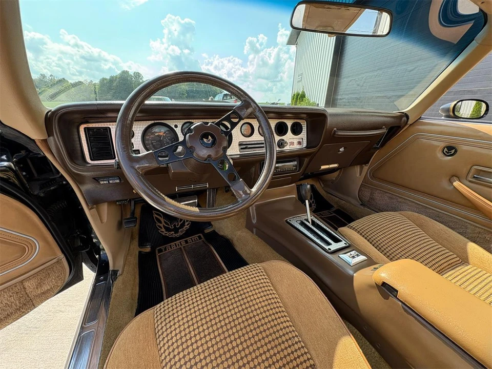 1981 Pontiac Firebird 2nd Gen - Image 22 of 31