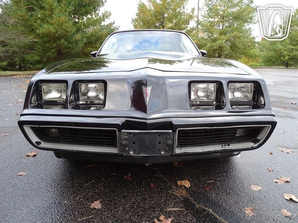 1981 Pontiac Firebird 2nd Gen - Image 26 of 31