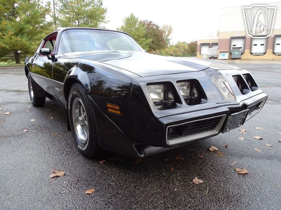 1981 Pontiac Firebird 2nd Gen - Image 23 of 31