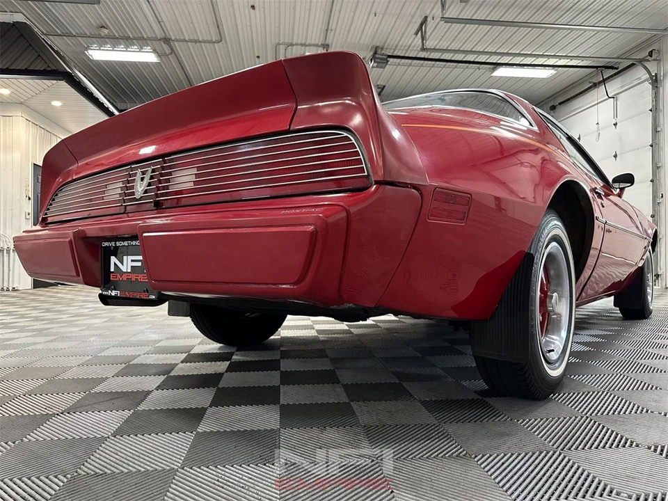 1981 Pontiac Firebird 2nd Gen - Image 19 of 31