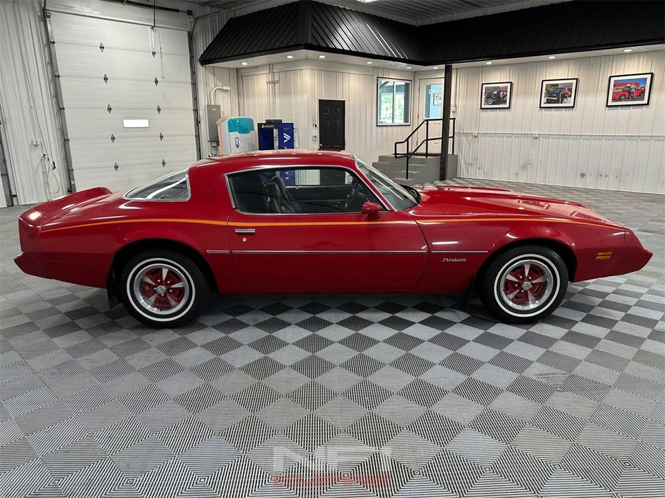 1981 Pontiac Firebird 2nd Gen - Image 7 of 31