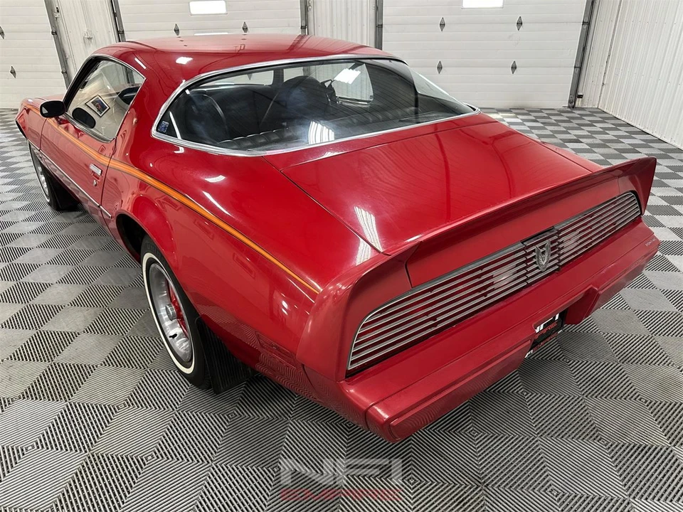 1981 Pontiac Firebird 2nd Gen - Image 10 of 31