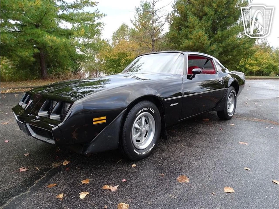 1981 Pontiac Firebird 2nd Gen - Image 2 of 31