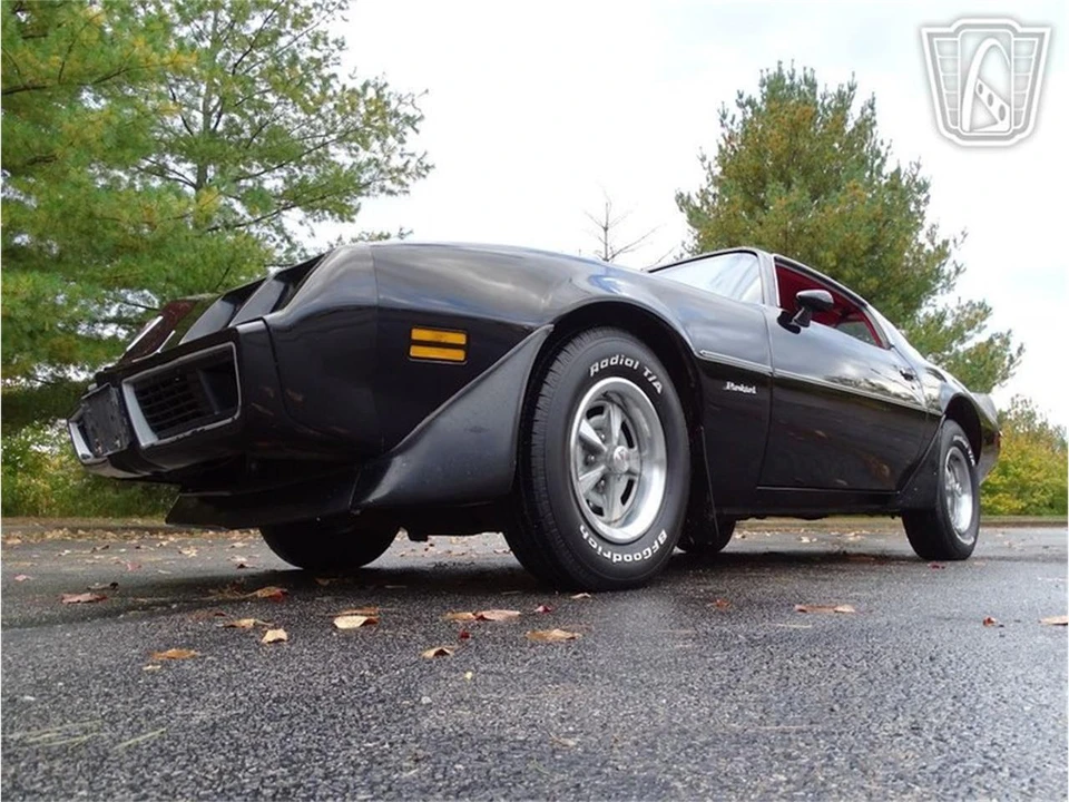1981 Pontiac Firebird 2nd Gen - Image 5 of 31