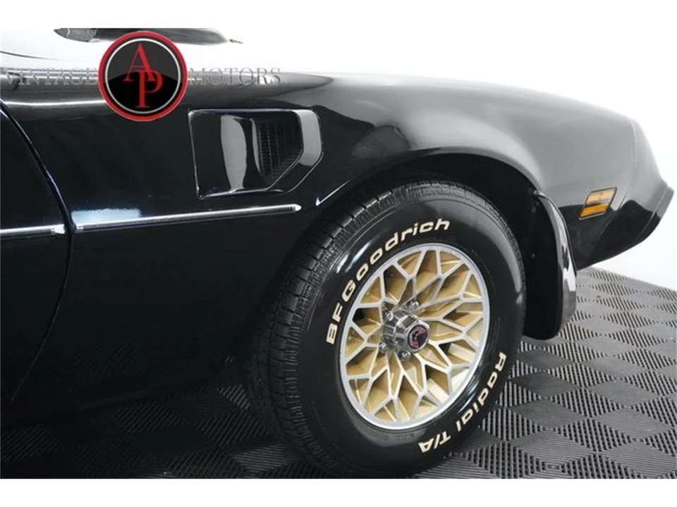 1981 Pontiac Firebird 2nd Gen - Image 26 of 31