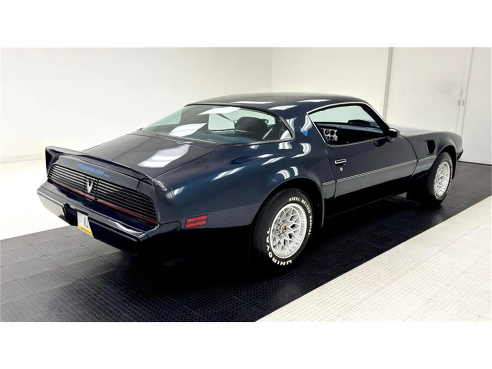 1981 Pontiac Firebird 2nd Gen - Image 5 of 31