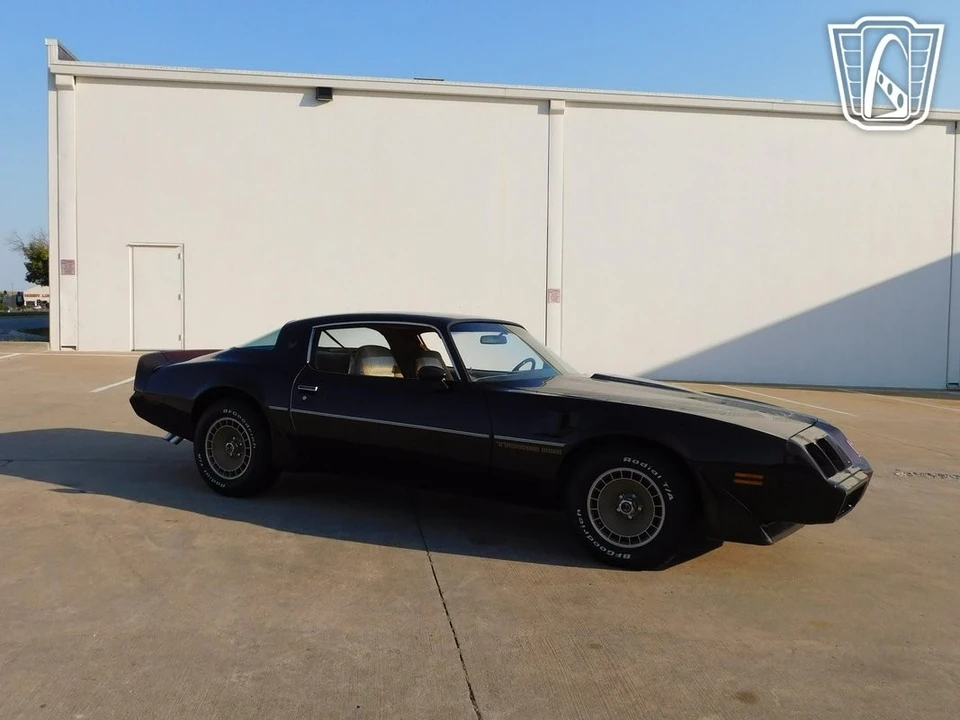 1981 Pontiac Firebird 2nd Gen - Image 17 of 21
