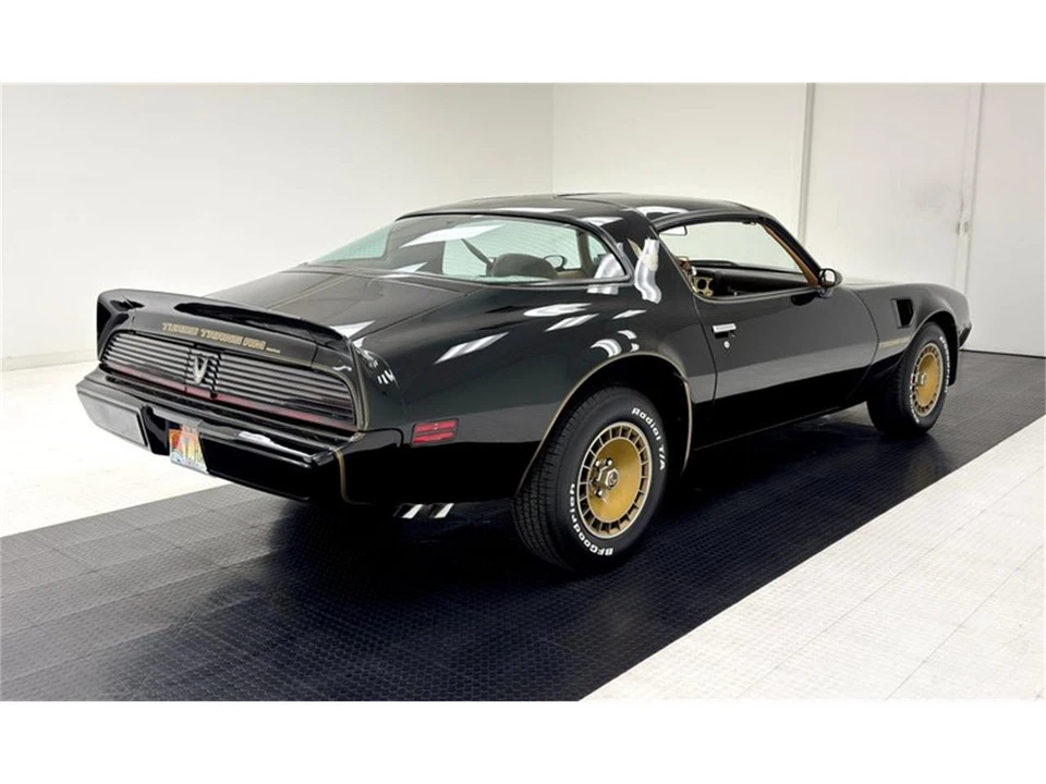 1981 Pontiac Firebird 2nd Gen - Image 5 of 31