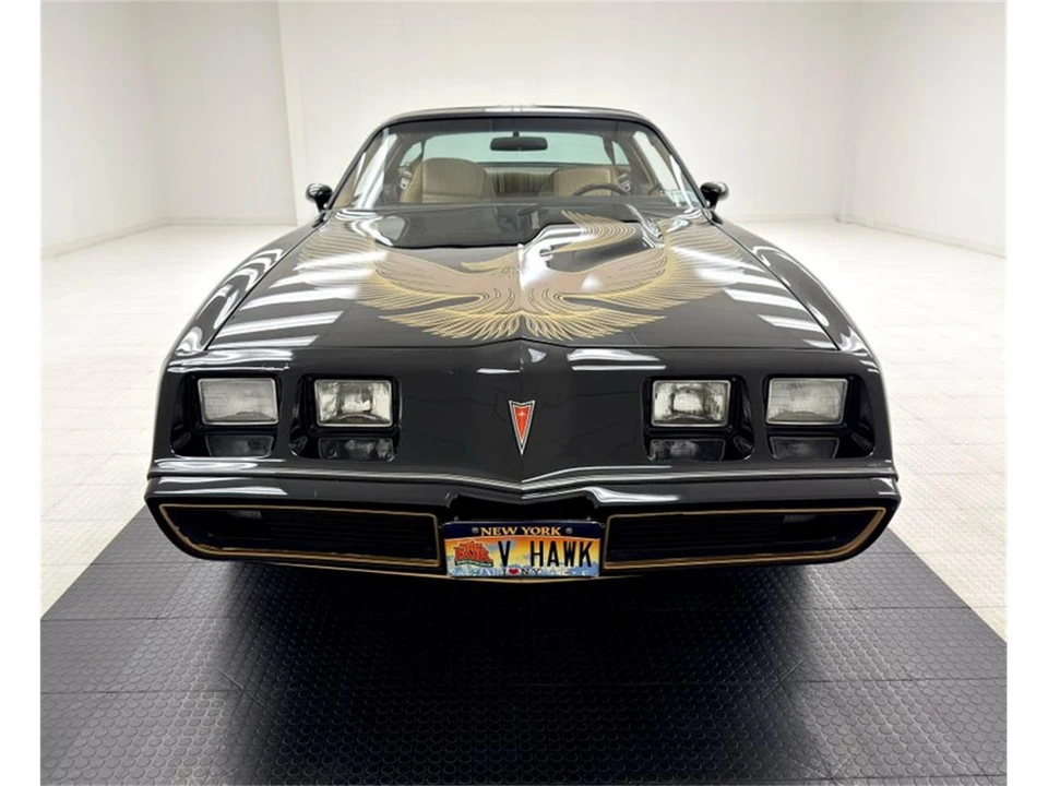 1981 Pontiac Firebird 2nd Gen - Image 8 of 31