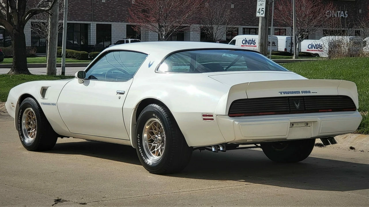 1981 Pontiac Firebird 2nd Gen - Image 3 of 9