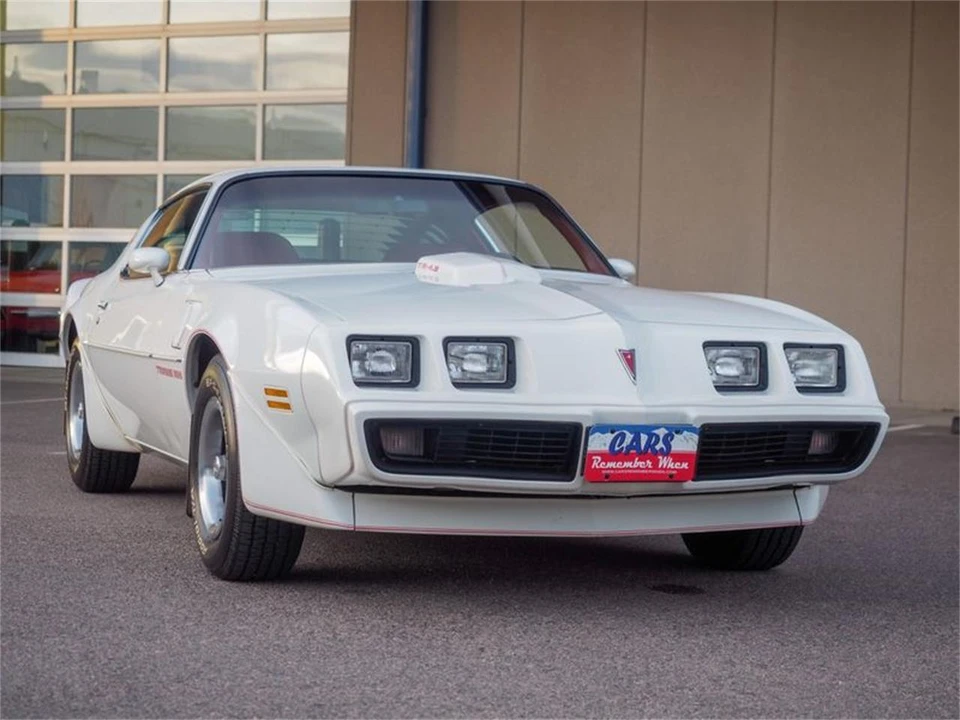 1981 Pontiac Firebird 2nd Gen - Image 6 of 31
