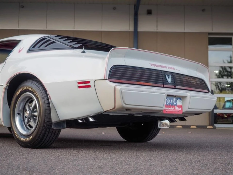 1981 Pontiac Firebird 2nd Gen - Image 4 of 31