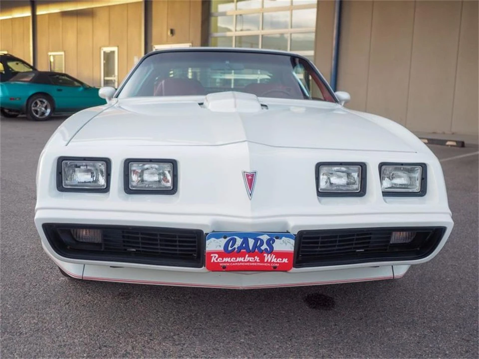 1981 Pontiac Firebird 2nd Gen - Image 17 of 31