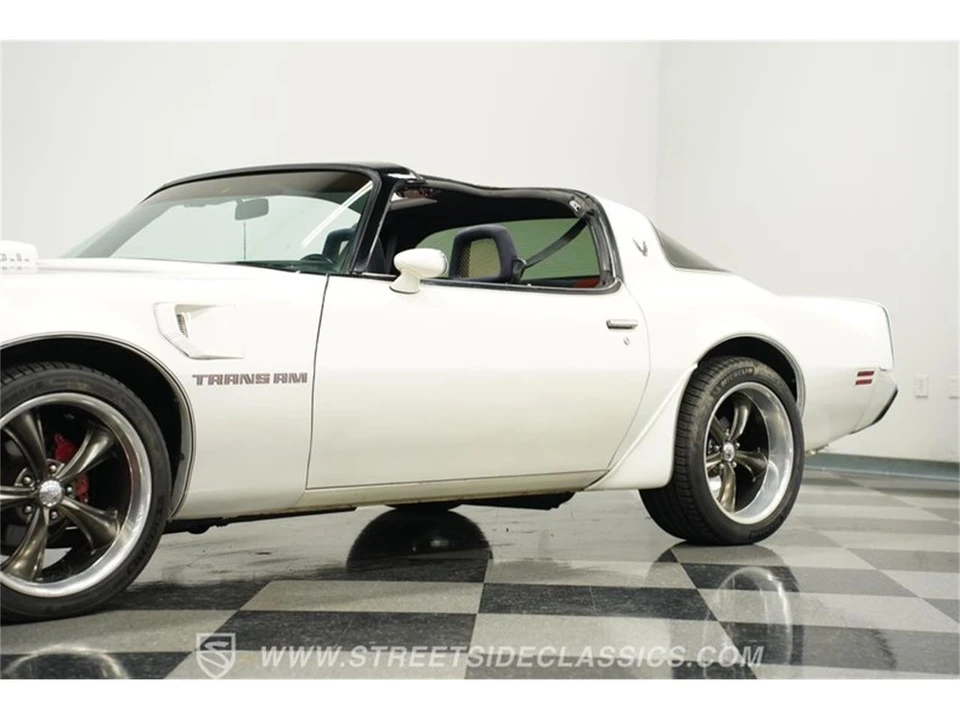 1981 Pontiac Firebird 2nd Gen - Image 20 of 31