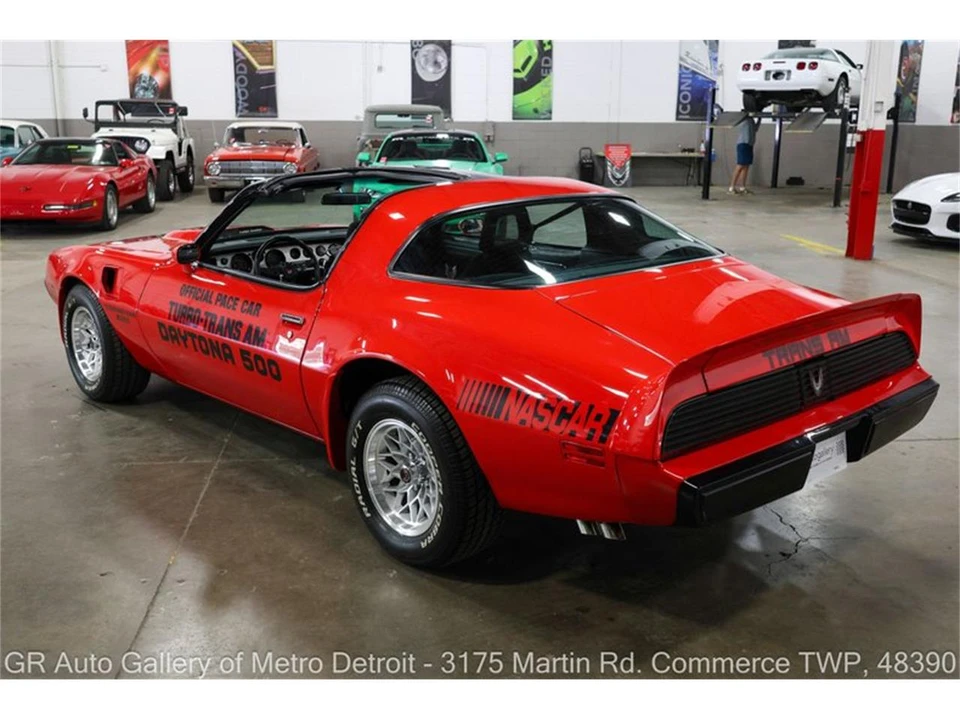 1981 Pontiac Firebird 2nd Gen - Image 5 of 31