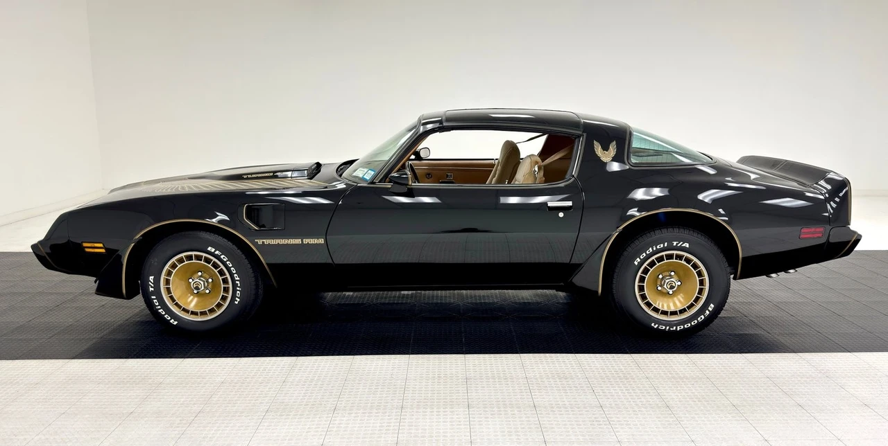 1981 Pontiac Firebird Trans Am 2nd Gen - Image 2 of 21