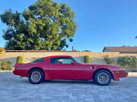 1981 Pontiac Firebird Coupe 2D