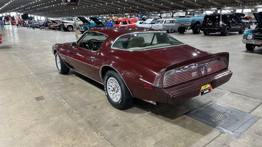 1981 Pontiac Firebird 2nd Gen - Image 7 of 14