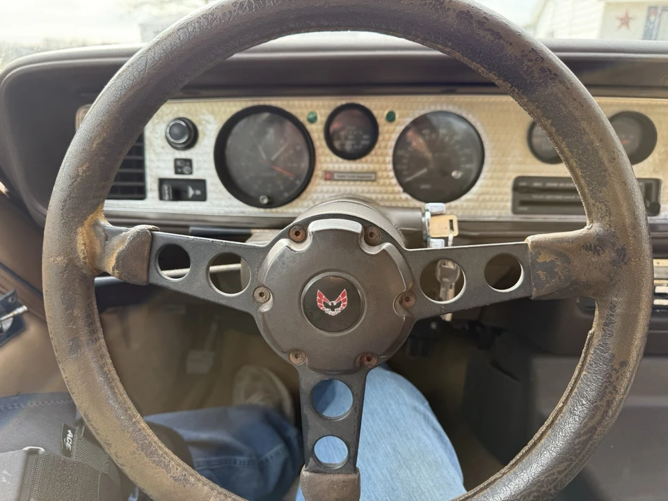 1981 Pontiac Firebird 2nd Gen - Image 5 of 12