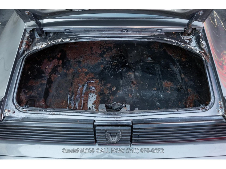 1981 Pontiac Firebird Formula 2nd Gen - Image 24 of 31