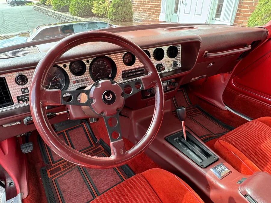 1981 Pontiac Firebird 2nd Gen - Image 6 of 10