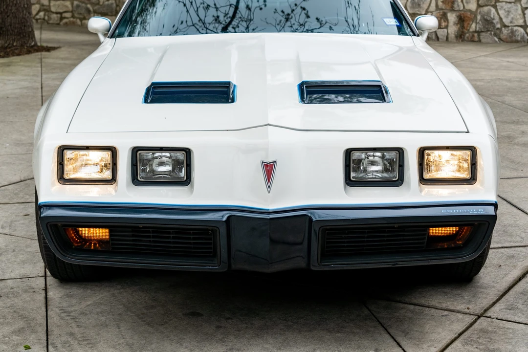 1981 Pontiac Firebird 2nd Gen - Image 9 of 31