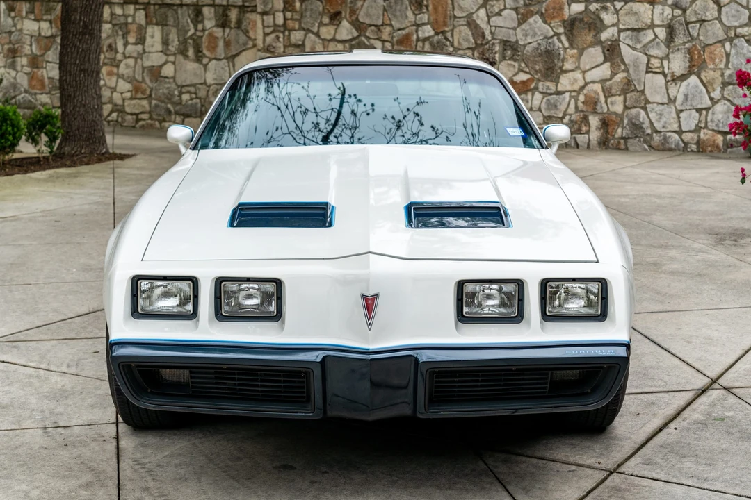 1981 Pontiac Firebird 2nd Gen - Image 2 of 31