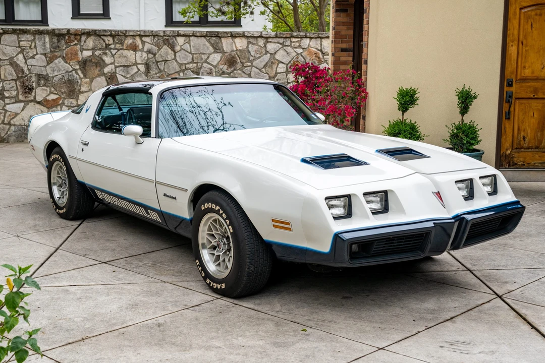 1981 Pontiac Firebird 2nd Gen - Image 3 of 31
