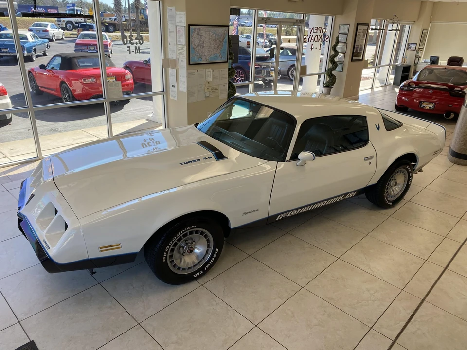 1981 Pontiac Firebird 2nd Gen - Image 12 of 31