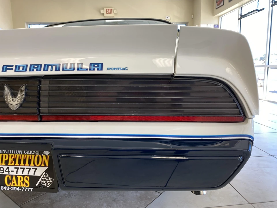 1981 Pontiac Firebird 2nd Gen - Image 23 of 31