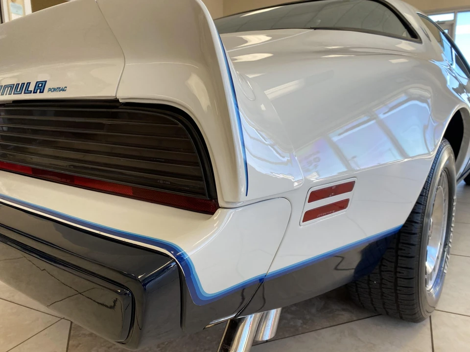 1981 Pontiac Firebird 2nd Gen - Image 25 of 31