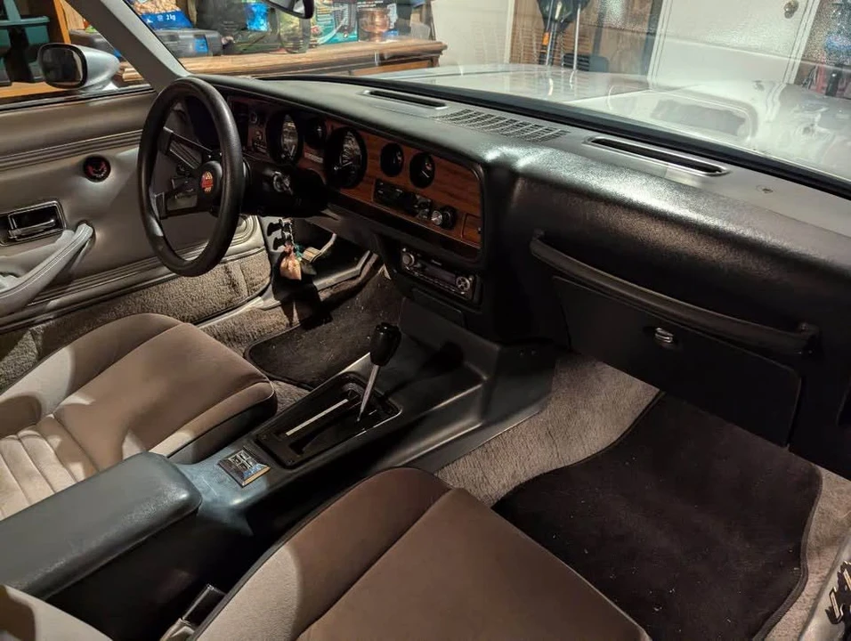 1981 Pontiac Firebird 2nd Gen - Image 11 of 12