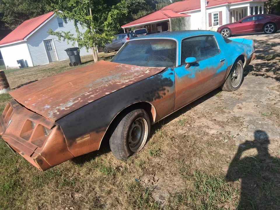 1981 Pontiac Firebird 2nd Gen - Image 2 of 7