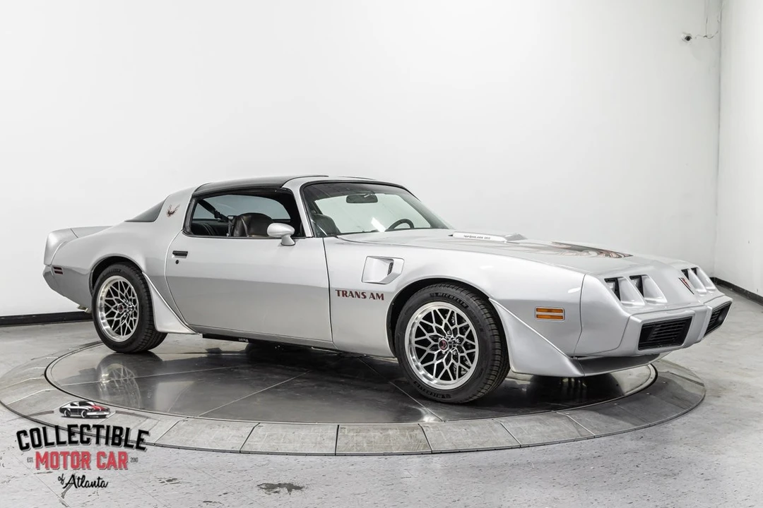 1981 Pontiac Firebird 2nd Gen - Image 25 of 31