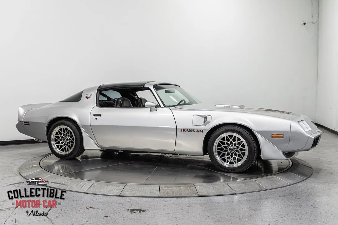1981 Pontiac Firebird 2nd Gen - Image 24 of 31