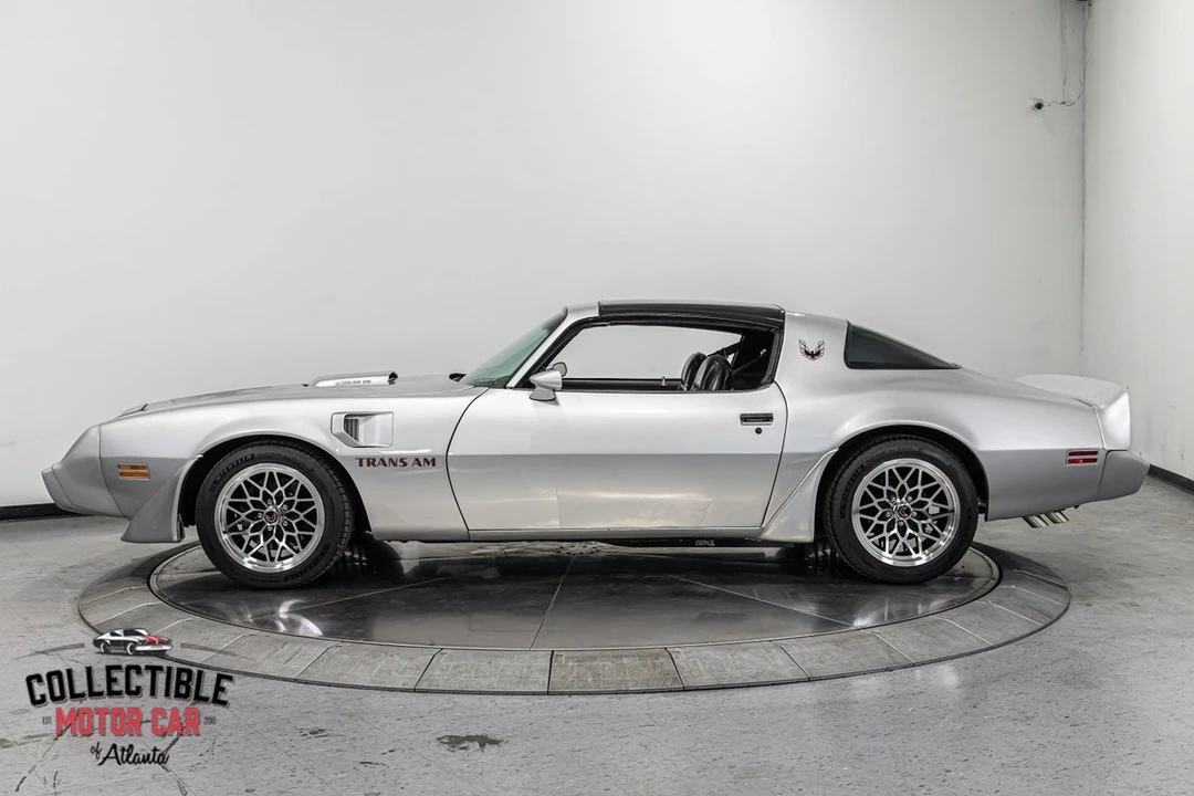 1981 Pontiac Firebird 2nd Gen - Image 12 of 31